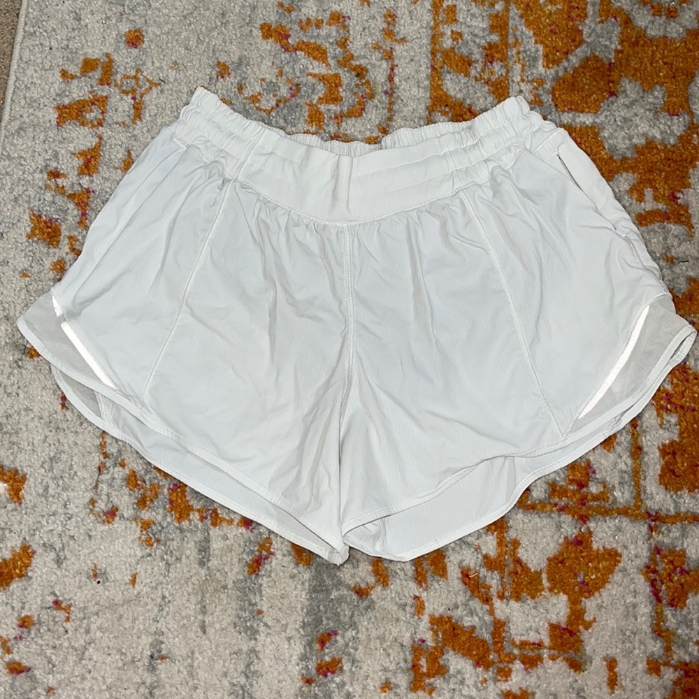 Lululemon Hotty Hot Short